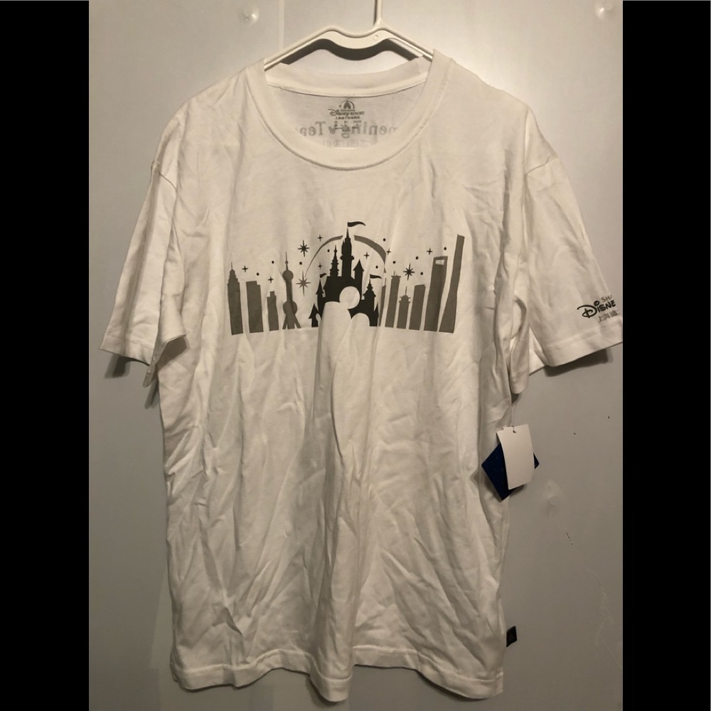 New with tags Womens Disneyland shanghai grand opening team shirt